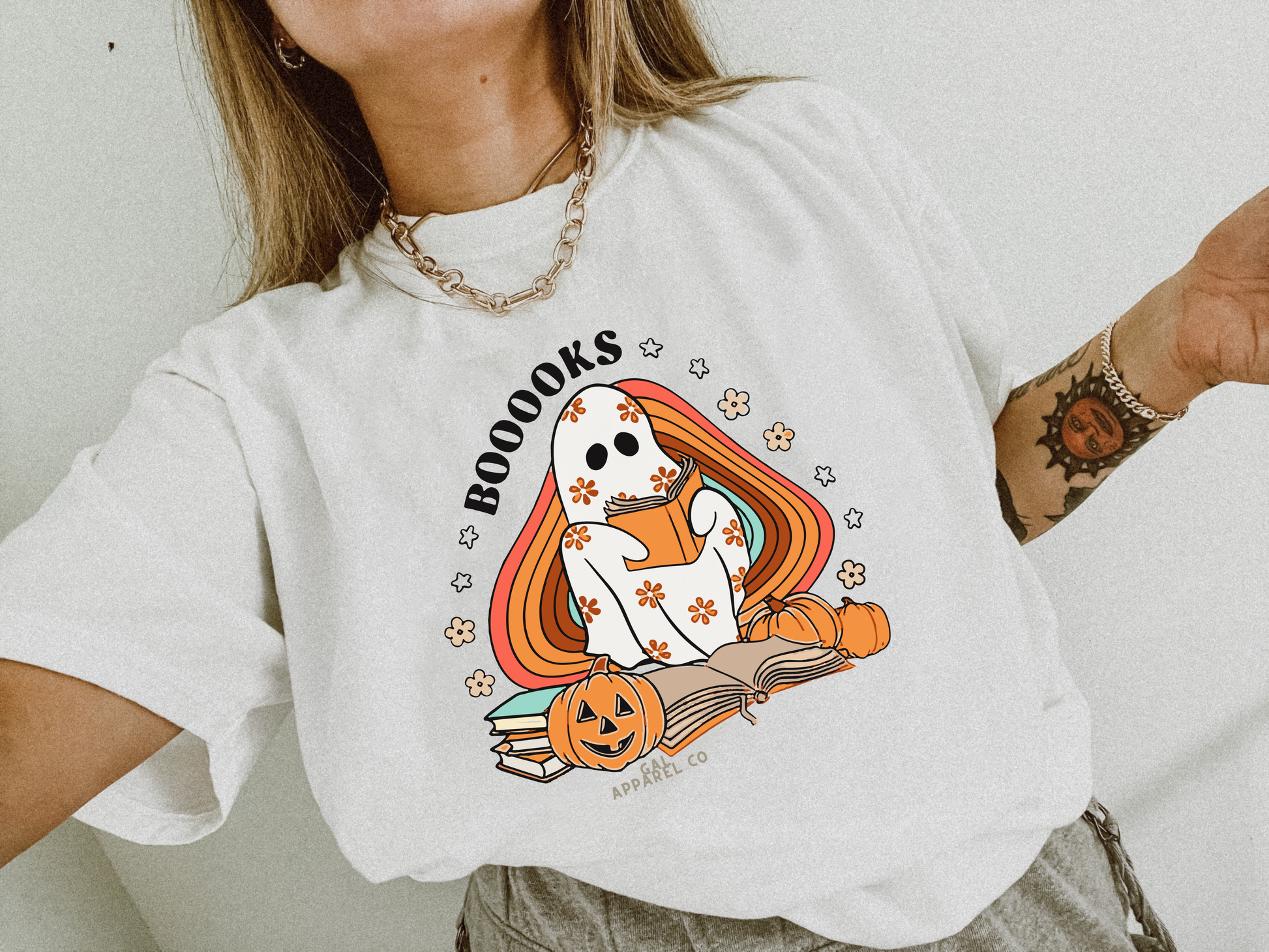 BOOOOOOOKS Ghost