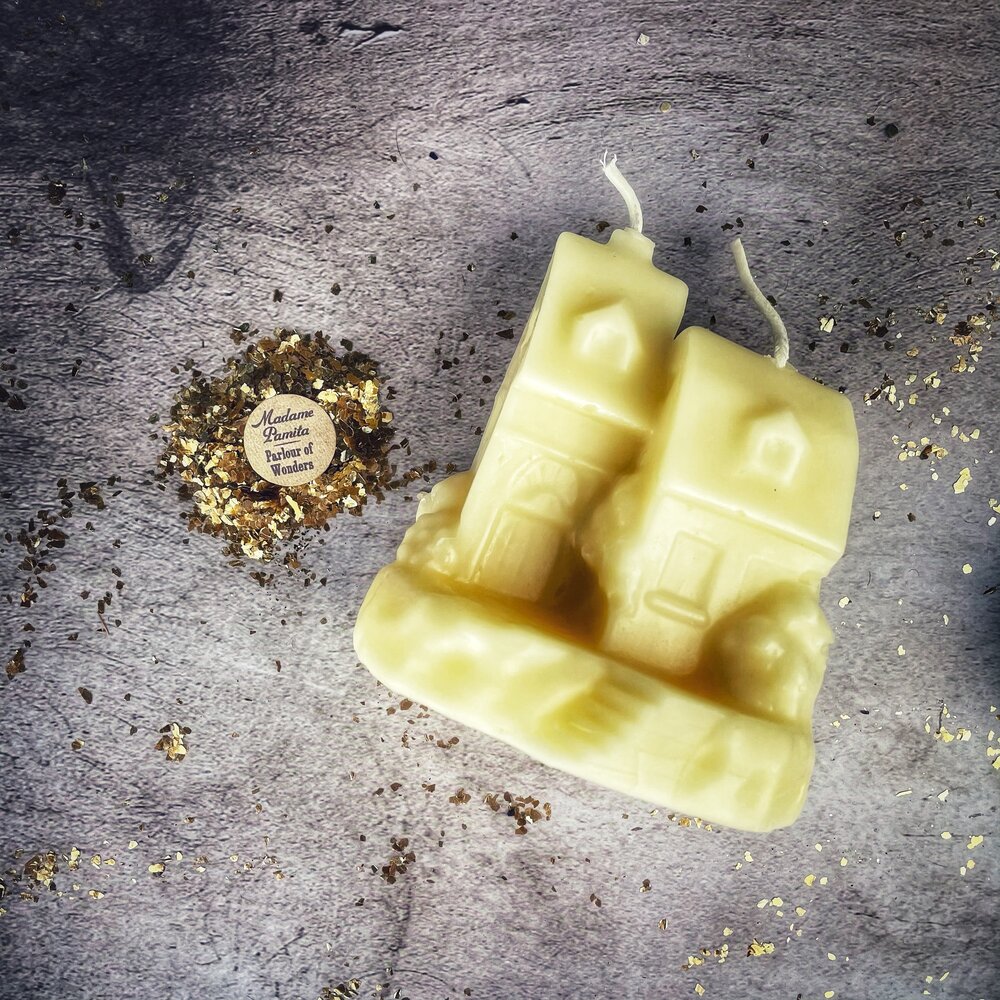 Beeswax Happy House Spell Candle
