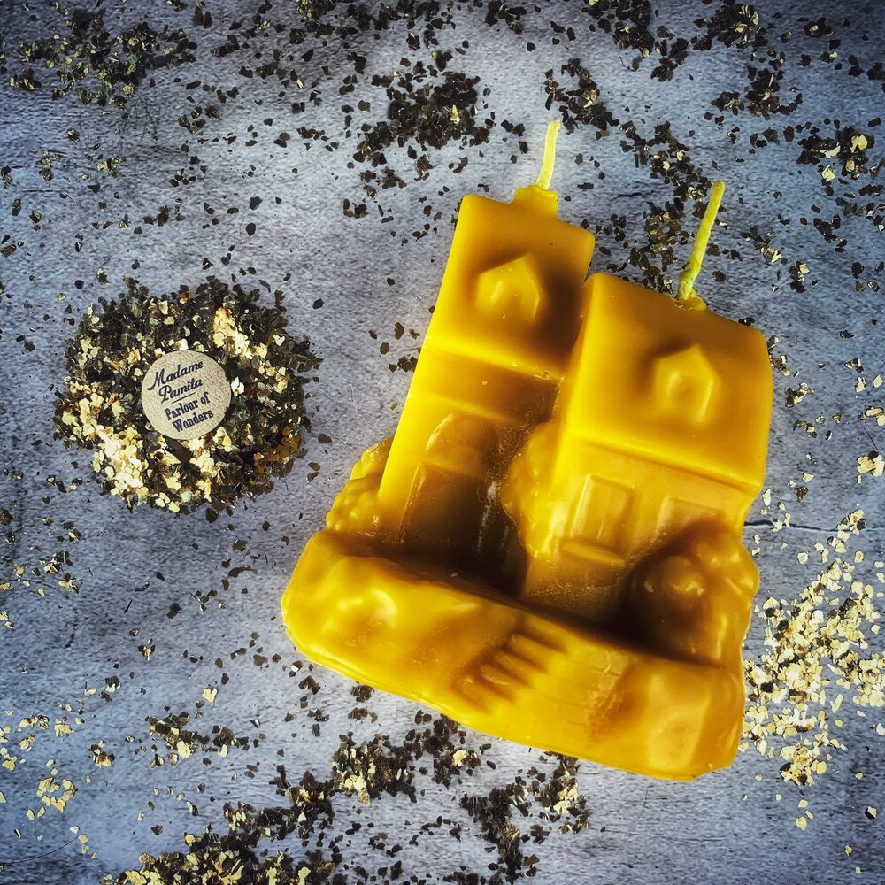 Beeswax Happy House Spell Candle