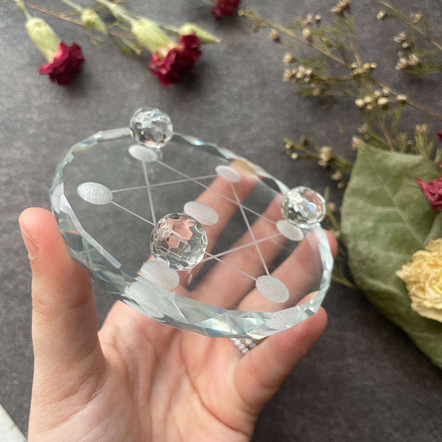 Glass Grid for Mini Spheres